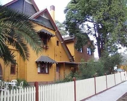 Burwood Bed And Breakfast Сидни Екстериор снимка