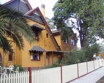 Burwood Bed And Breakfast Сидни Екстериор снимка