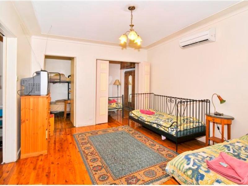 Burwood Bed And Breakfast Сидни Екстериор снимка