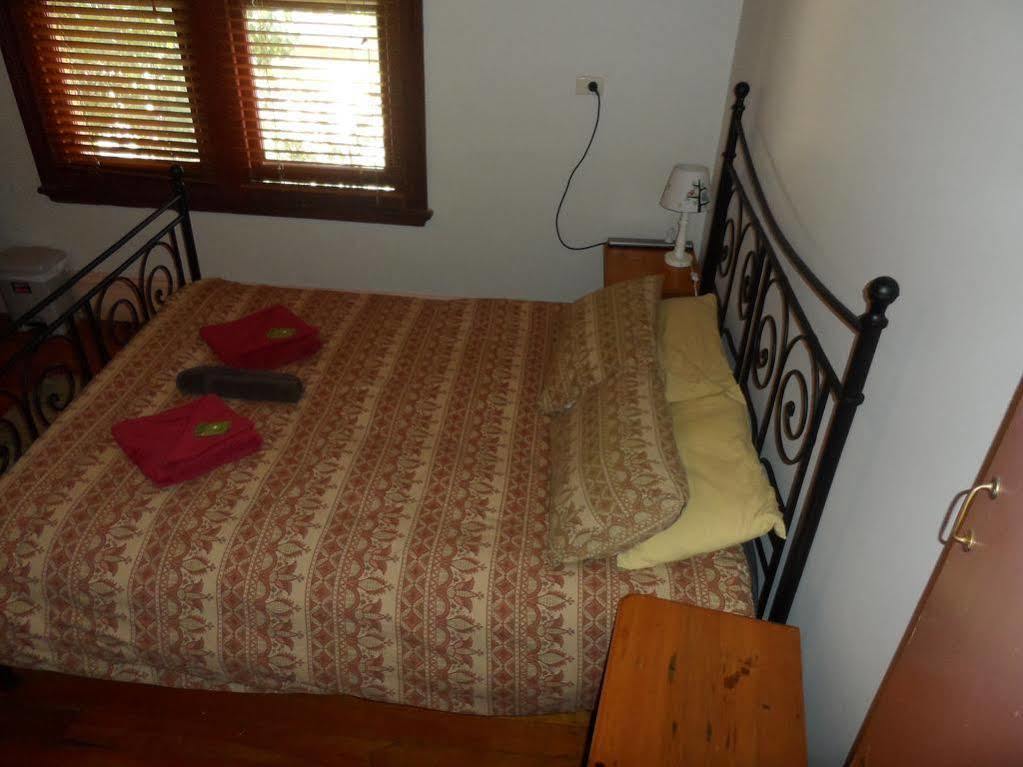 Burwood Bed And Breakfast Сидни Екстериор снимка