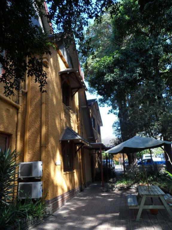 Burwood Bed And Breakfast Сидни Екстериор снимка